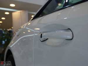 2009��AMG SL 63 �������^