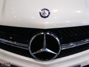 2009��AMG SL 63 �������^