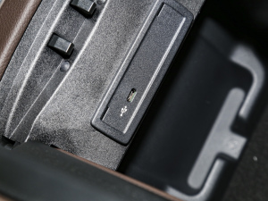 2023Ŀ GLS 450 4MATIC A п؅^