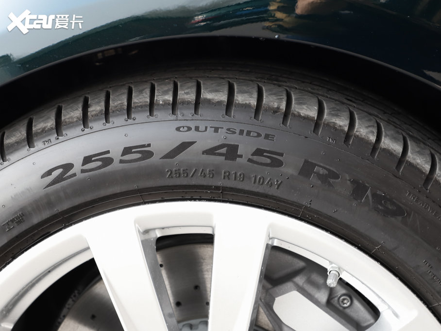 2023YS S 400 L ̄(w)