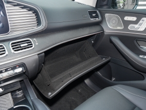 2024款GLE 450 4MATIC 豪华型 手套箱