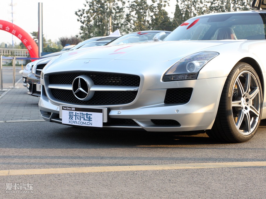 2011A(y)MG SLS AMG SLS