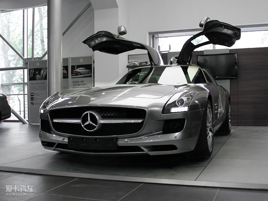 2011A(y)MG SLS AMG SLS