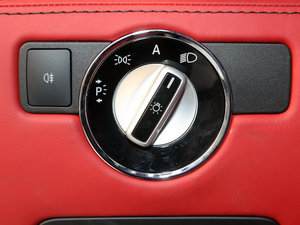 2011AMG SLS п؅^(q)