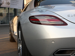 2011AMG SLS ^