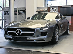 2011AMG SLS w^