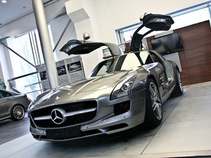 2011AMG SLS w^
