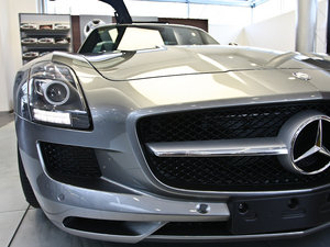2011AMG SLS ^