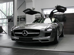 2011AMG SLS w^