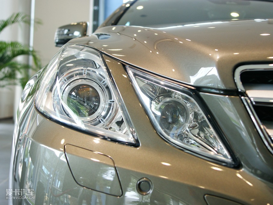 2010��YE������ E 350 �����I��܇