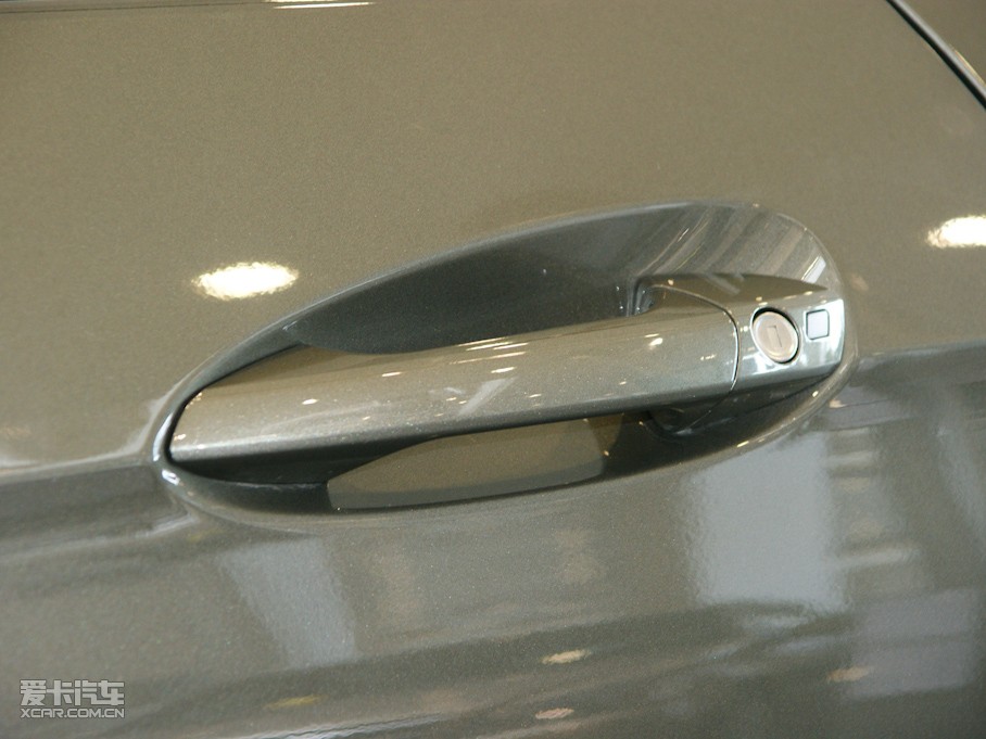 2010��YE������ E 350 �����I��܇