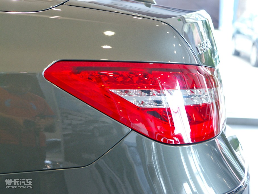 2010YE(j) E 350 I܇