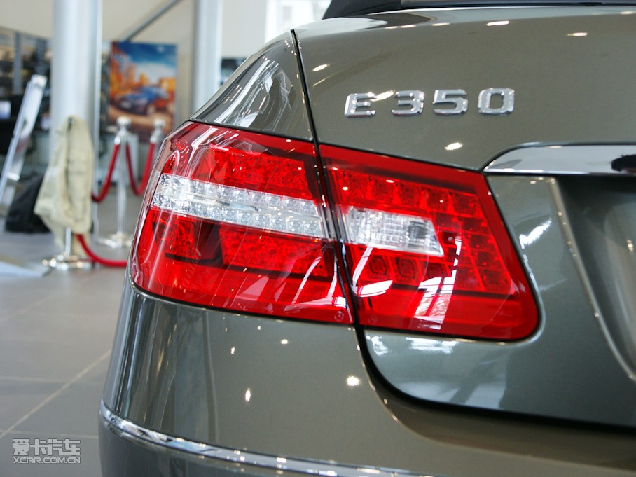 2010YE E 350 I܇