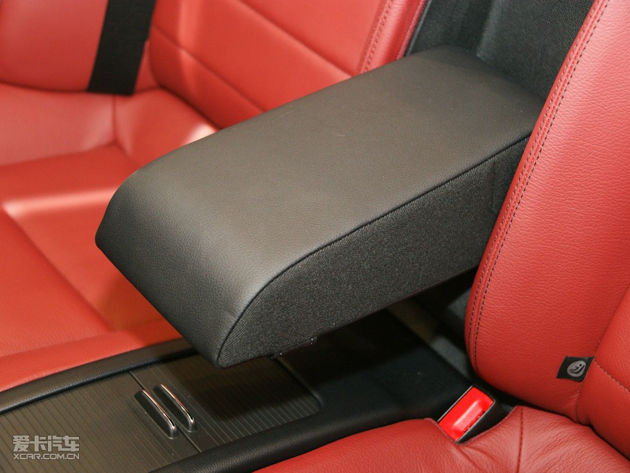 2010YE(j) E 350 I܇