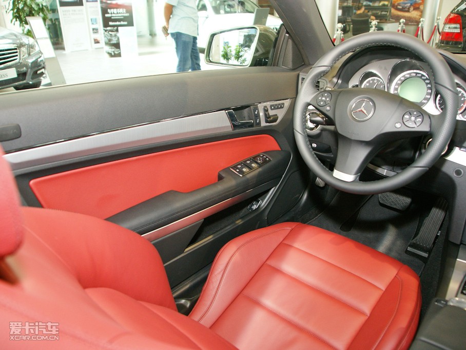 2010YE(j) E 350 I܇