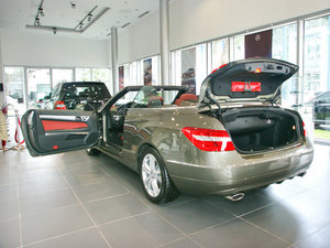 2010款E 350 敞篷轿跑车 空间座椅