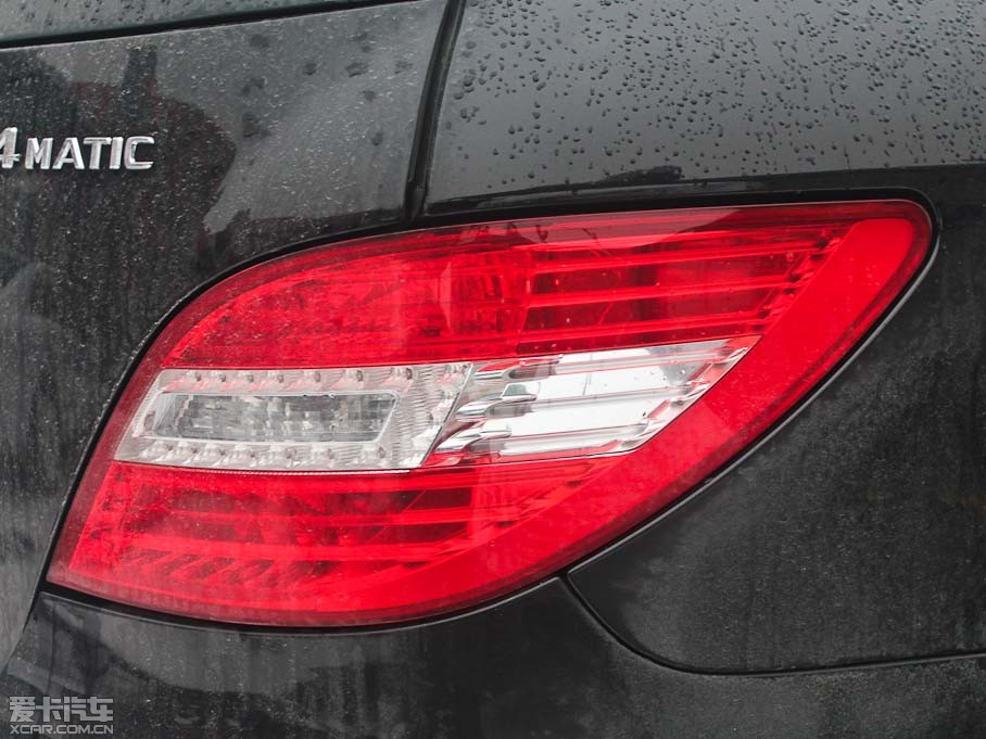 2011YR(j) R 350 4MATIC