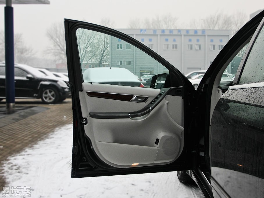 2011YR R 350 4MATIC