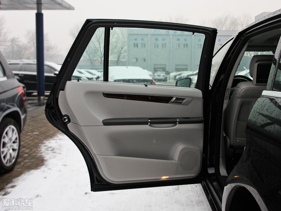 2011YR R 350 4MATIC