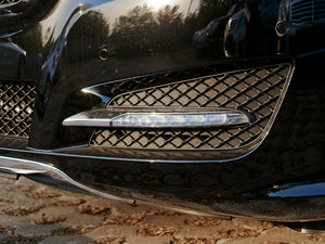 2011R 300 ̄(w) (x)(ji)^