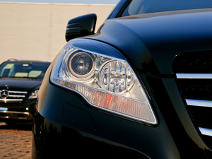 2011R 300 ̄(w) (x)(ji)^