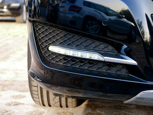 2011R 300 ̄(w) (x)(ji)^