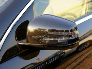 2011R 300 ̄(w) (x)(ji)^