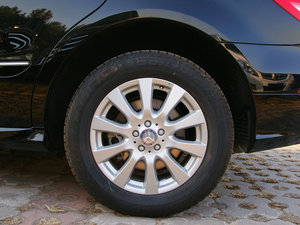 2011R 300 ̄(w) (x)(ji)^