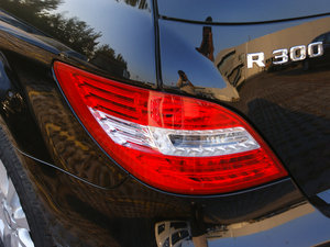 2011R 300 ̄(w) (x)(ji)^