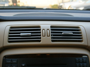 2011R 300 ̄(w) {(dio)L(fng)