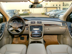 2011R 300 ̄(w) (ni)ȫ