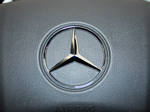 2011R 350 4MATIC п؅^