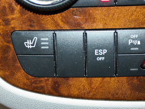 2011R 350 4MATIC п؅^