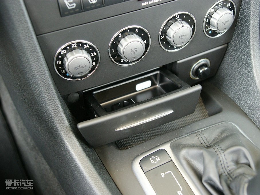 2010YSLK SLK 200K Grand Edition