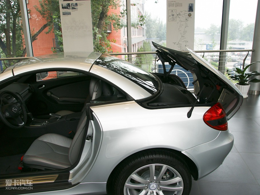 2010YSLK SLK 200K Grand Edition