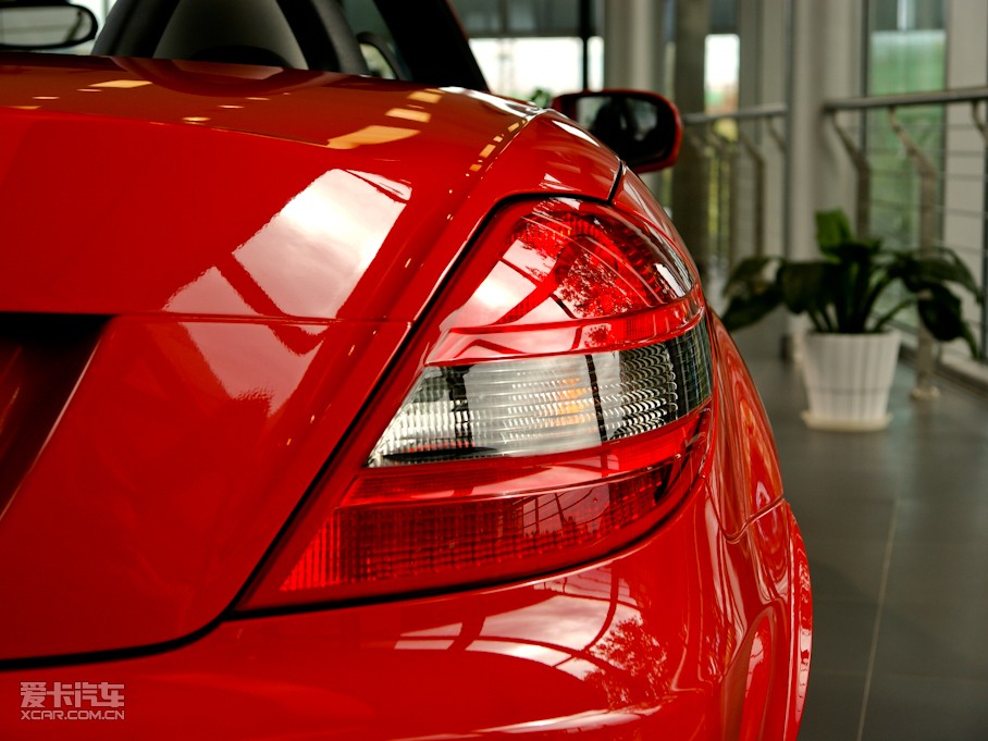 2010YSLK SLK 200K