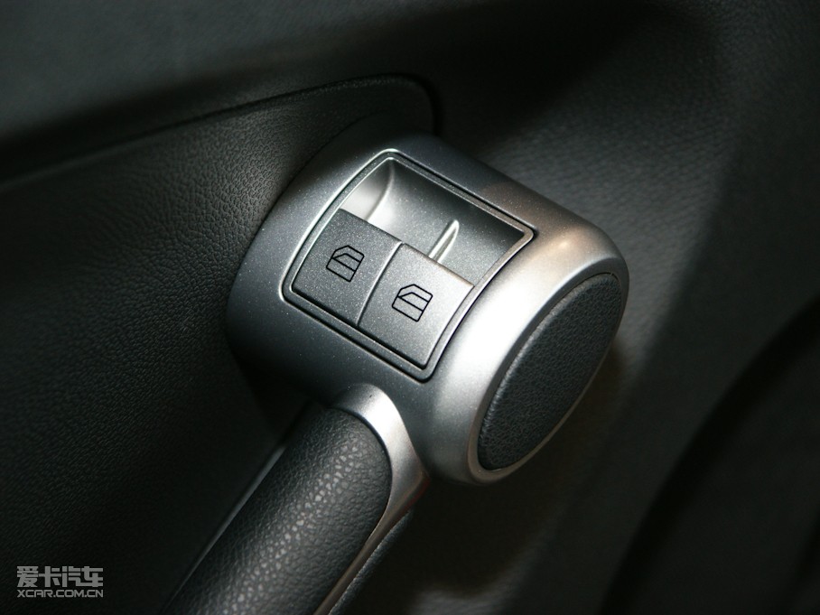 2010YSLK SLK 200K