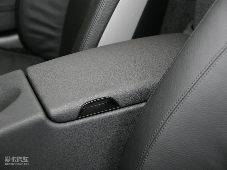 2010YSLK SLK 200K