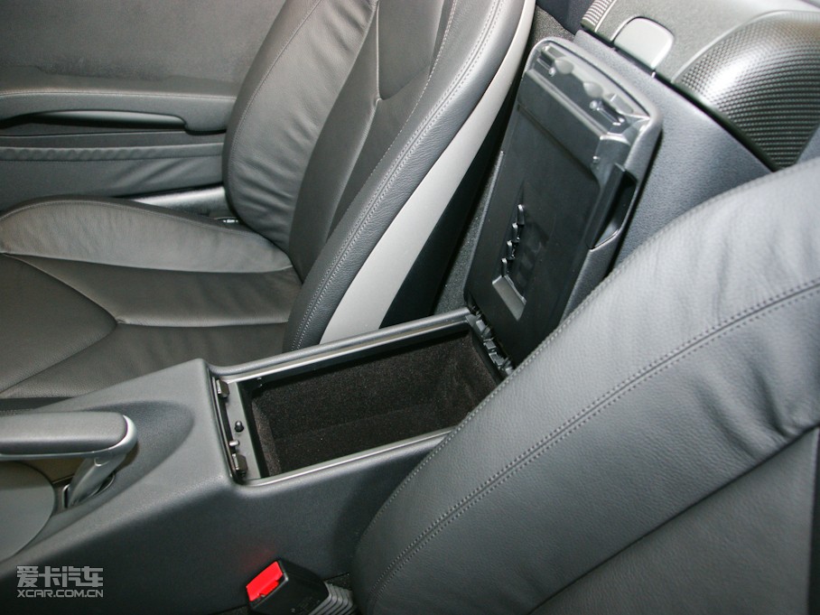 2010YSLK SLK 200K