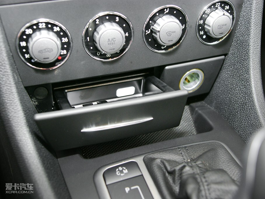 2010YSLK SLK 200K