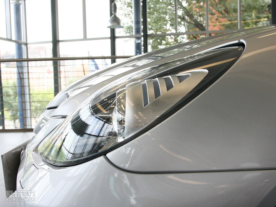 2010YSLK SLK 200K