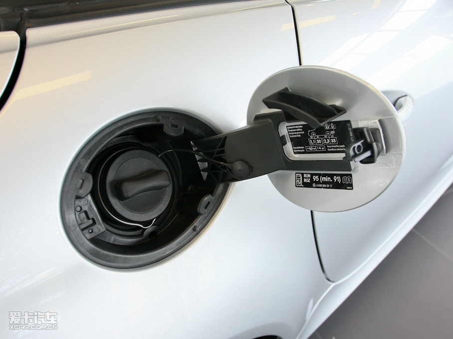 2010YSLK SLK 200K