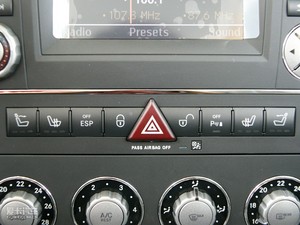 2010SLK 200K Grand Edition п؅^