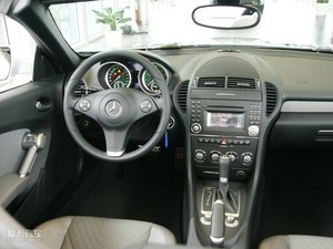 2010SLK 200K Grand Edition п؅^