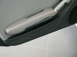 2010SLK 200K Grand Edition ǰTg