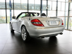 2010款SLK 200K 整体外观