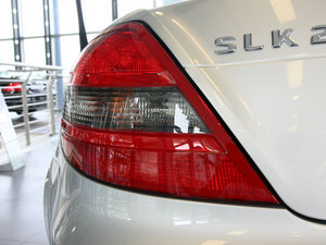 2010款SLK 200K 细节外观