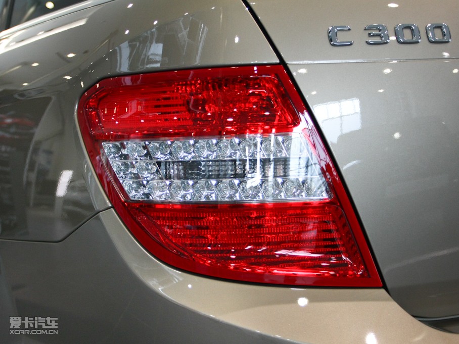 2010YC(j)(M(jn)) C 300