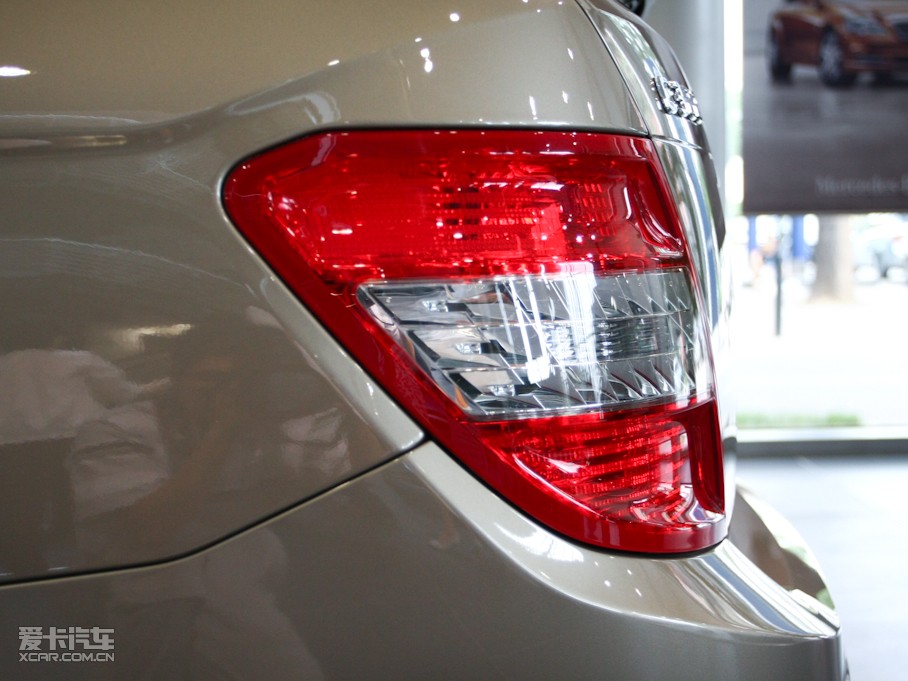 2010YC(j)(M(jn)) C 300