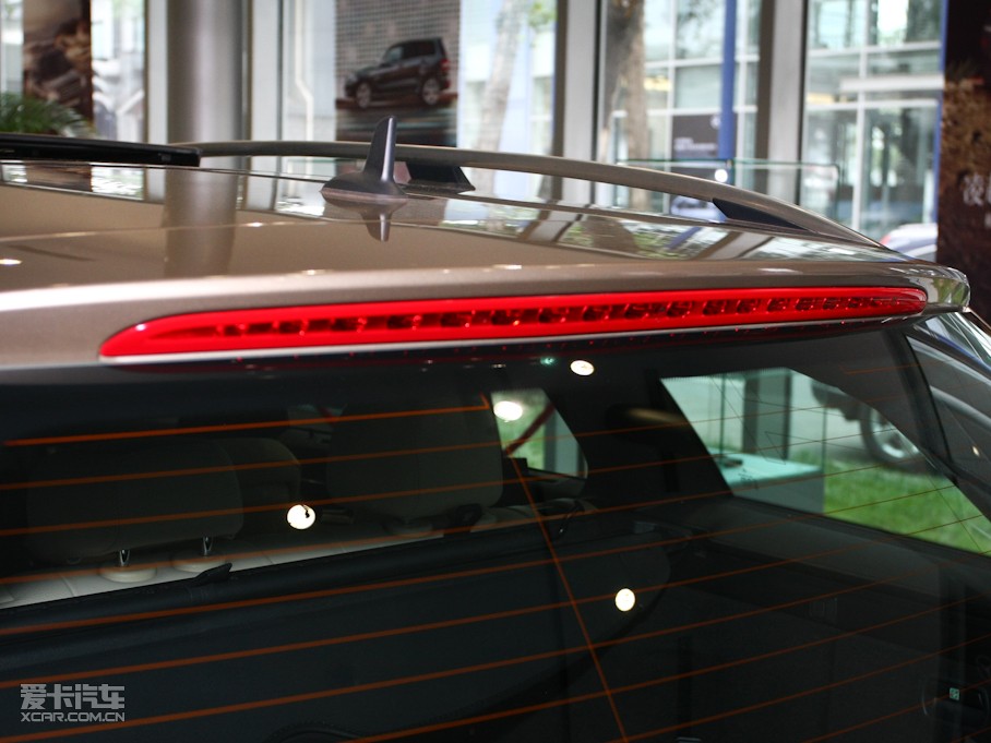 2010YC(j)(M(jn)) C 300